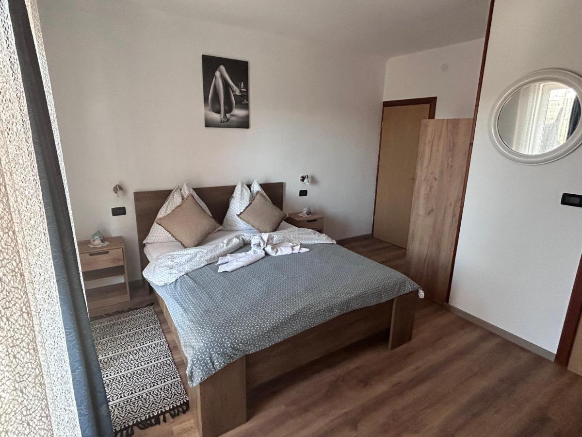 Guest House Casa Mia - Rooms & Apartments Ρόβινι Εξωτερικό φωτογραφία