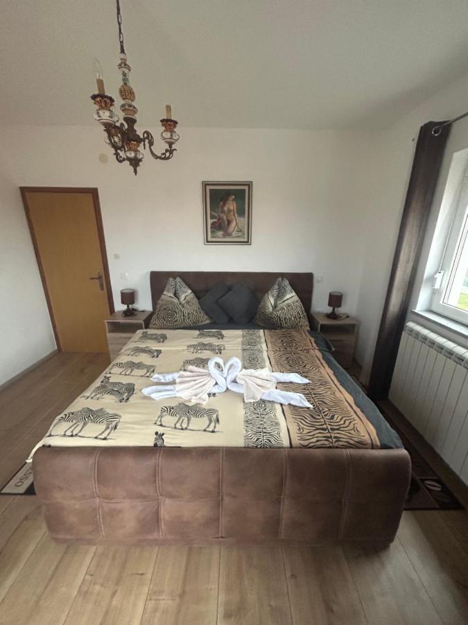 Guest House Casa Mia - Rooms & Apartments Ρόβινι Εξωτερικό φωτογραφία