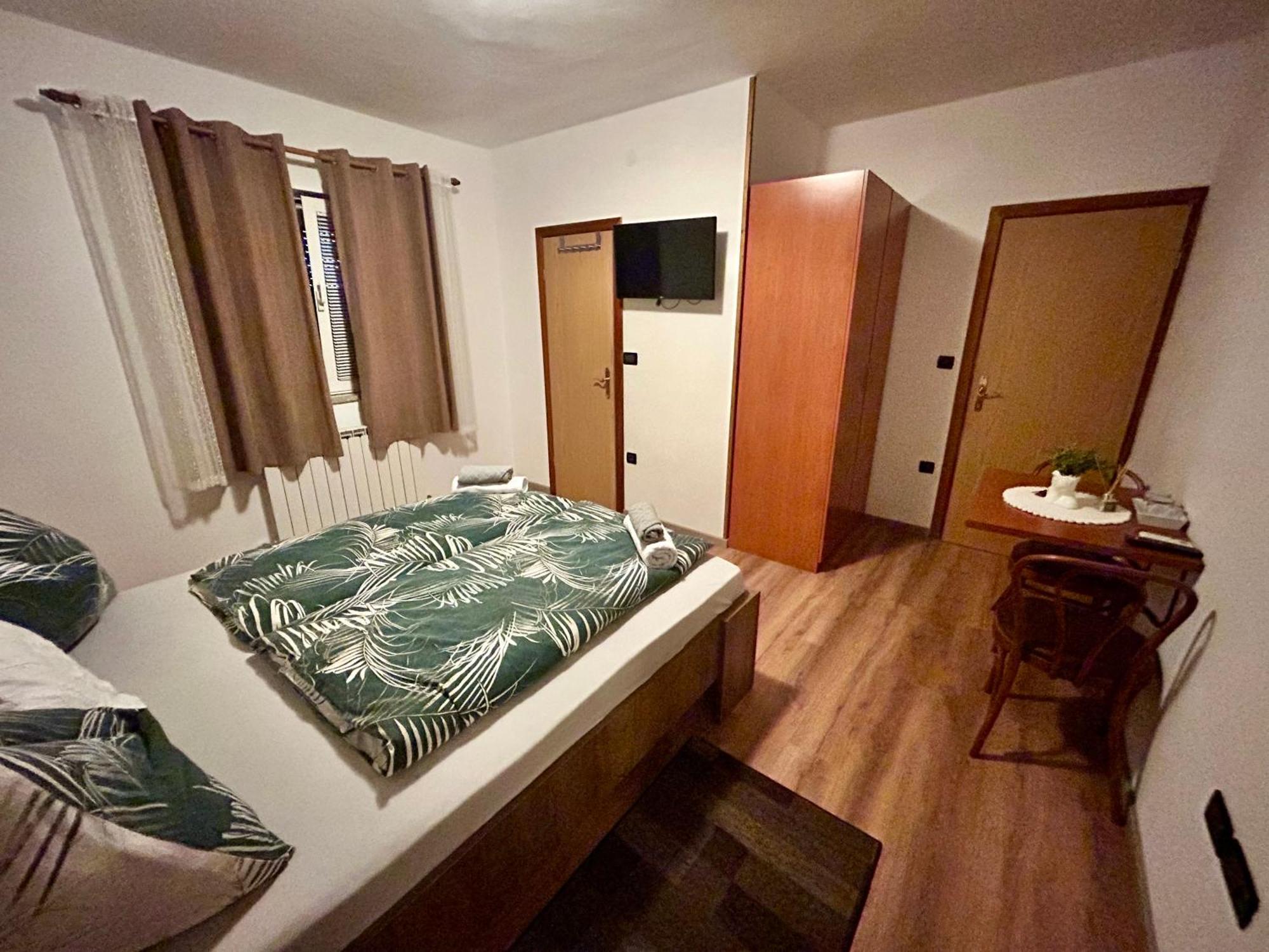 Guest House Casa Mia - Rooms & Apartments Ρόβινι Εξωτερικό φωτογραφία