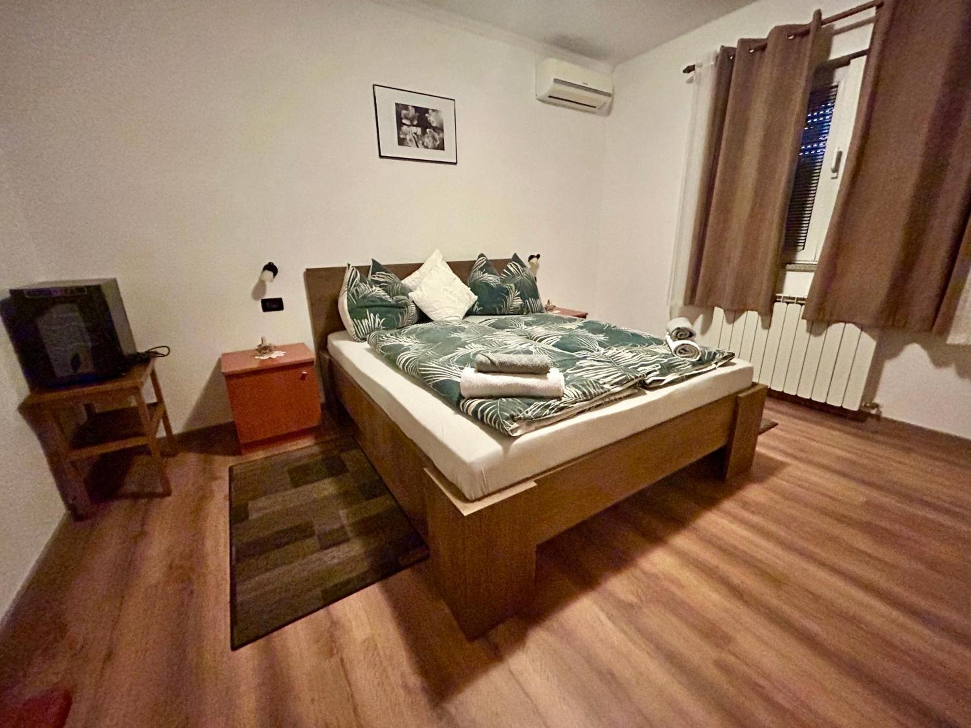 Guest House Casa Mia - Rooms & Apartments Ρόβινι Εξωτερικό φωτογραφία